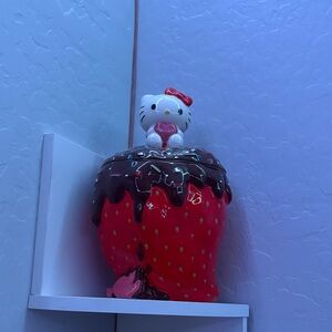 hello kitty strawberry ceramic